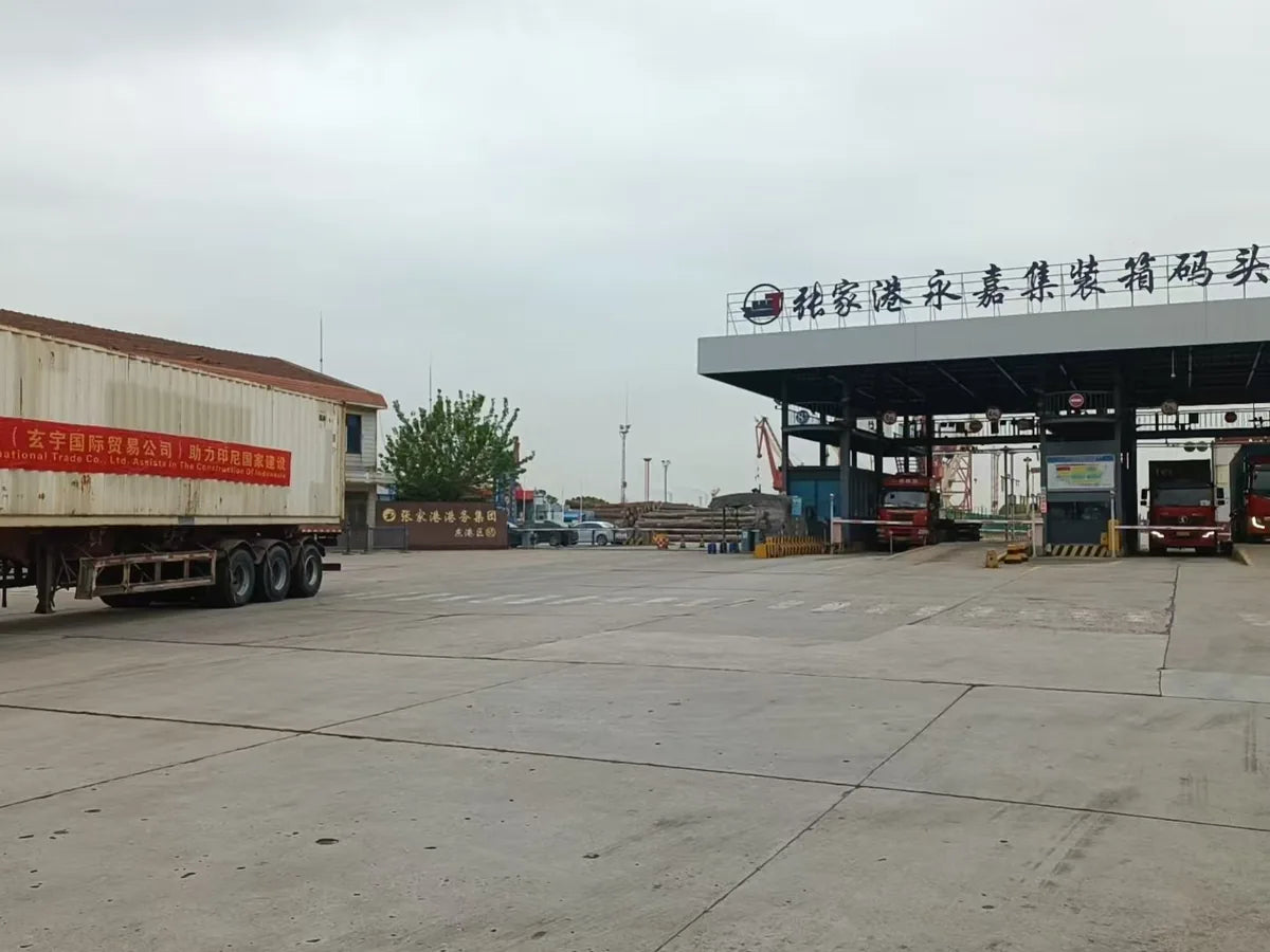 Export cooperation and factory dispatch scene