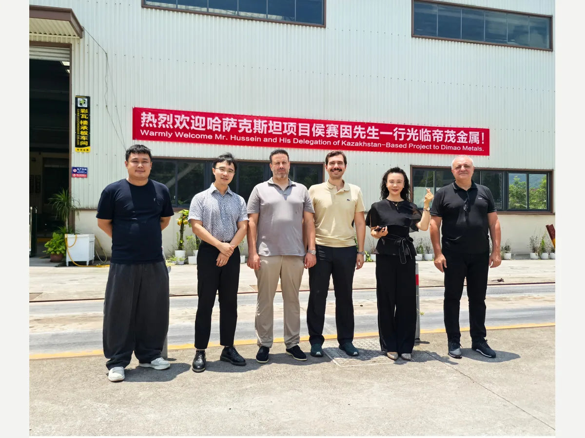 Factory visit with international buyers